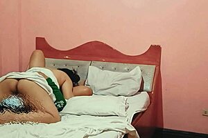 HOT ASIAN CHUBBY girl gets CREAMPIE in hotel