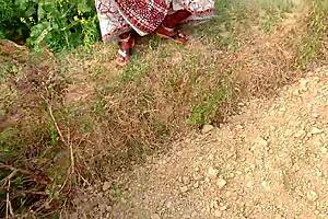 everbest painful banging of indian aunty in the wild jungle outdoors