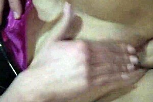 Popping lipps experiences emotional anal pleasure with lethal lipps