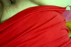 My neighbor's guarra sucked my dick and asked for milk