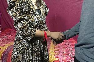 Indian girl intensely fucks boyfriend in cowgirl position