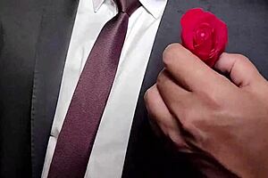 Brazilian Bodybuilder Yuri Gaucho Receives Huge Cumshot On Armpit