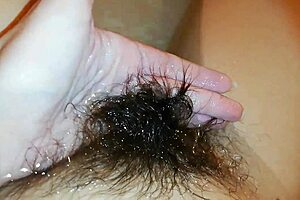 hairy bush underwater reveals super hairy pussy fetish close-up