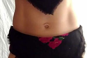 Cross Mariana's ass and body dance performance