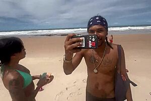 fui fazer uma prataria com as minhas amigas no p�ntano da bahia