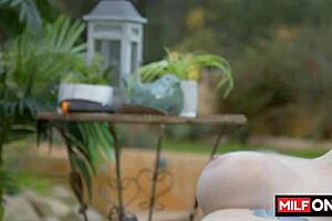 Can sexy blonde milf with huge butt handle fresh big cock in wet garden?