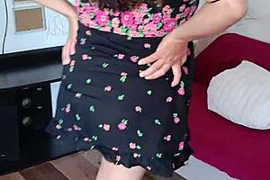 Pregnant Wife Craves Sex In Living Room Part 1