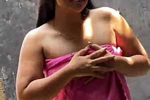 Vecina, please help me, I’ll pay you for it