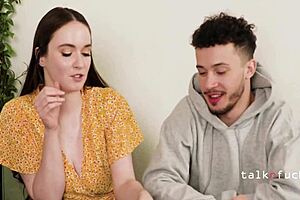 A hot girl agreed to fuck with her friend under freeuse rules