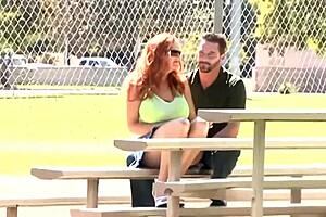 kitty lynxxx married but wants more dick, fingering and riding