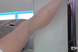 enfiando vibrador no meu cu, vem se masturbar comigo amor! dildo on my ass come jerk off w me bby 😘