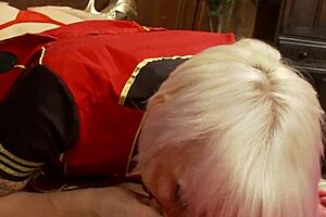 Farrah Fox satisfies the early riser’s cock in the morning