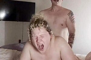 Chubby couple enjoys amateur creampie in rough sex