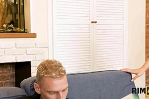 rim4k guy prefers sex over twister with the redhead