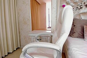 shantallknowless teases with big tits and vibrator play