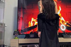 i love lollolara91's beautiful hairless italian amateur pussy