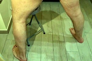 I found my stepmother's wet panties at home and jerked off on them intensely