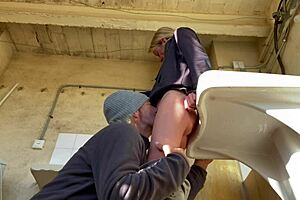 hot wife neighbor eat pussy in washing machine room