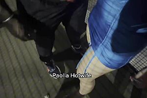 married woman on the catwalk entertaining drivers on br 153.