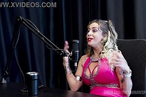 julia fontanelli and bia hot share orgasmic moments in podcast preliminares with toys and swingers