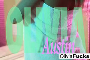 Super Sexy Olivia Austin Teases In The Shower