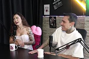 Jujube Delícia Makes Money With Sex