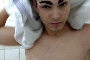 Latina Twink Shower Scene