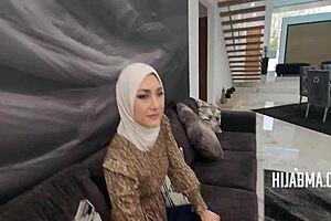 Step Mom's Burqa Freak!