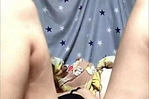 amateur japanese horny masturbation leads to squirting