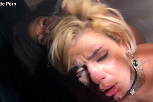 Kyara Hora And Russah Lick Pussies At Party