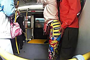 I meet this culona in leggins on the metrobus, she lets me rub my verga on her, got so hard I put it in her