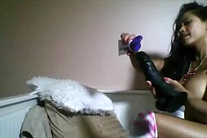 Sensual Maxine X Moans As Her Asian Cunt Stretches