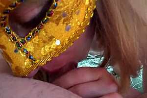 My Girlfriend Makes First-Class Blowjob With Anal Plug