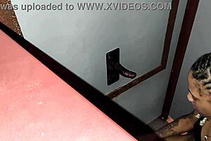 Latina amateur experiences orgasm at glory hole first time