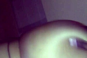 she givin lil d brain like she grad-u-ated