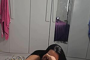 meia-irmã se você me der o cuzinho guardo seu segredo