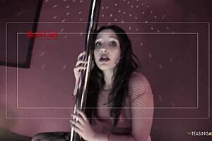 ROMANA FUCKING WITH TWO GUYS pleases her more than anything, sucking and cumming on sofa.