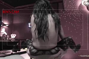 ROMANA FUCKING WITH TWO GUYS pleases her more than anything, sucking and cumming on sofa.