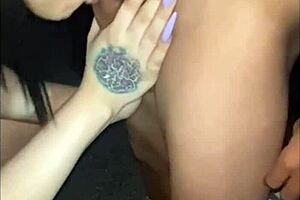 Negro me detona la garganta con su monster cock