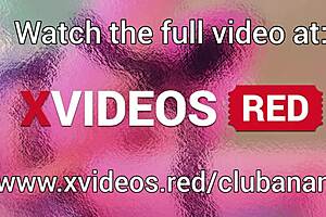 Maddy Diamond Masturbates Juicy Ass with Carrot.