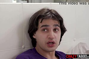 Annie King Wants Elias Cash's Big Cock!