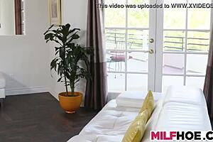 She Wants To Squirt For Extra Credit With Monster Cock Group Fucking!