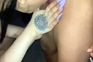 Negro me detona la garganta con su monster cock