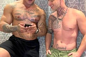 To keep the secret, my friend had to give me the ass!