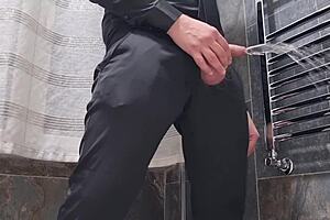 Asmr Priv� - Compilation Di Pisciare Di Un Grosso Cazzo Italiano In Pubblico E In Casa Ti Piscio In Bocca Troia - Docce Dorate - Guarda Come Piscio Per Te E Godi.