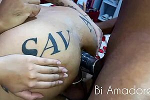 renata paixao chama amigos para menage anal