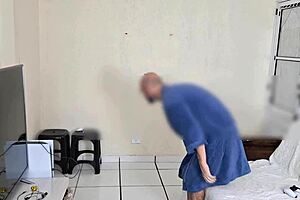 Corno Chama Amigo E O Deixa Ver Sua Esposa E Participa Do Sexo!