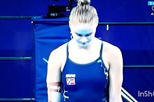 Beautiful Women Perform In Ornamental Jumps With Perfect Bodies And Grace