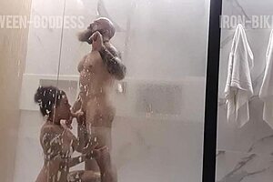 we fucked in the shower with big tits