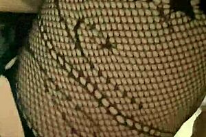 Big ass mature woman in lingerie wants cum, getting a close-up creampie.